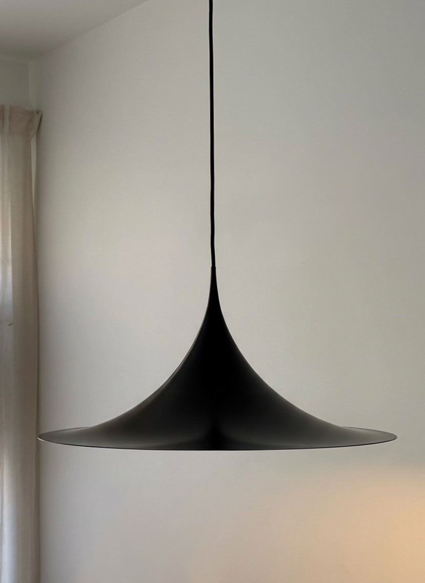 Semi hanging lamp
by Torsten Thorup and Claus Bonderup
for Fog&Mørup