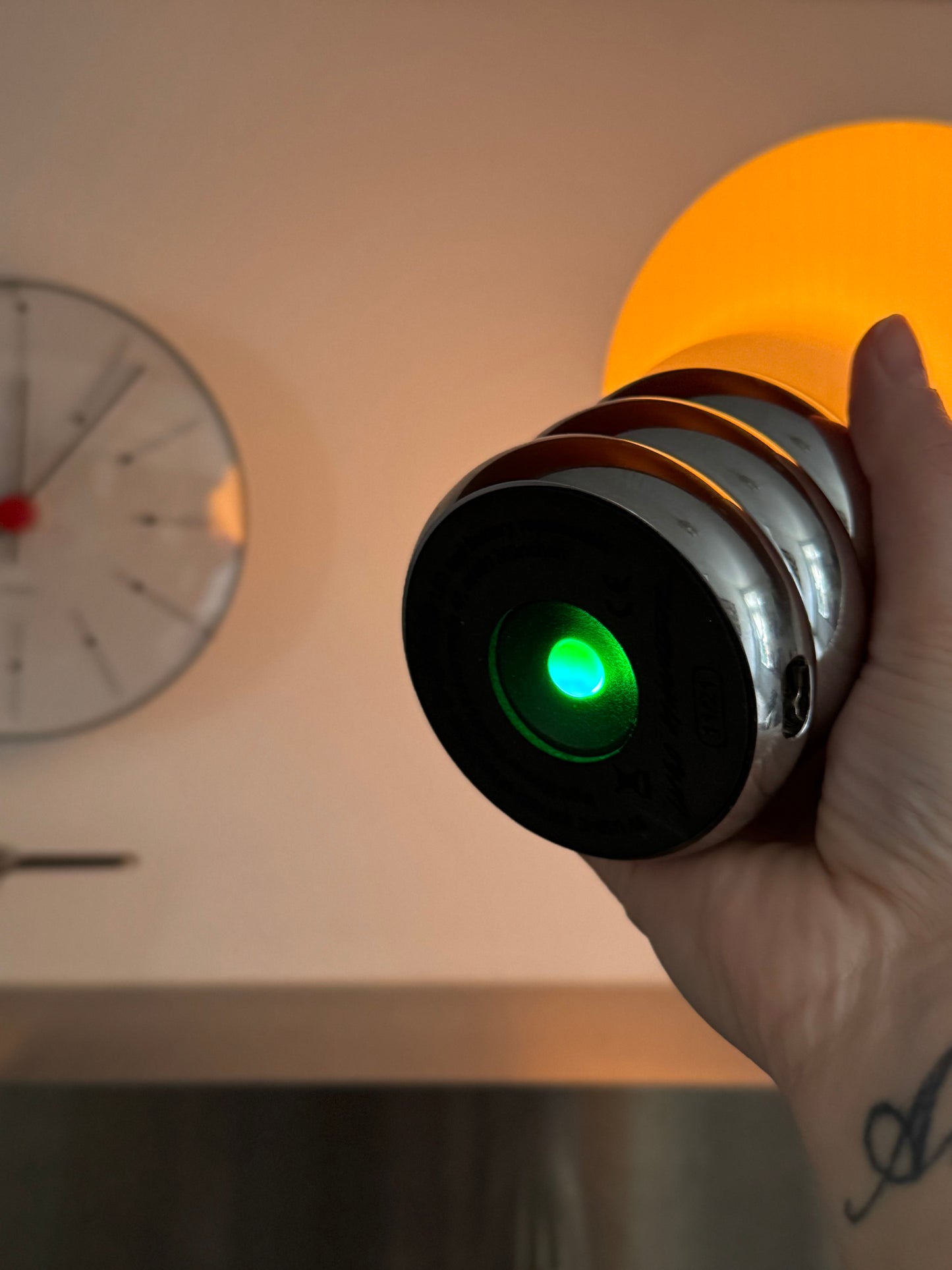 B. Bulb battery table lamp