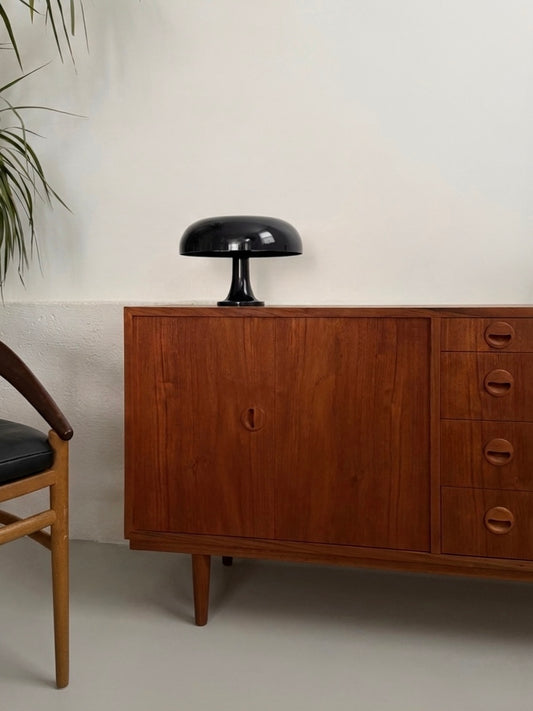 Teak credenza by Carlo Jensen for Hundevad & Co.