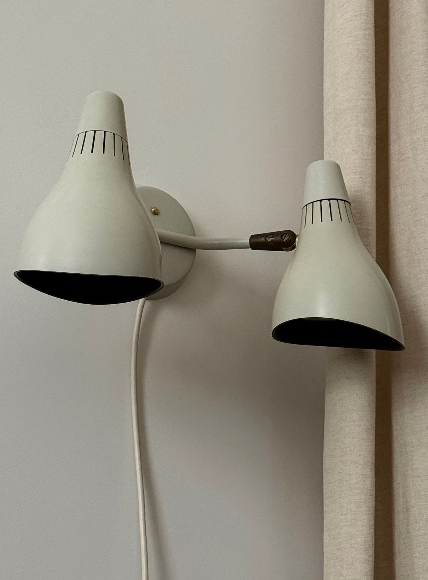 Double wall sconce by Gerald Thurston for Lightolier
