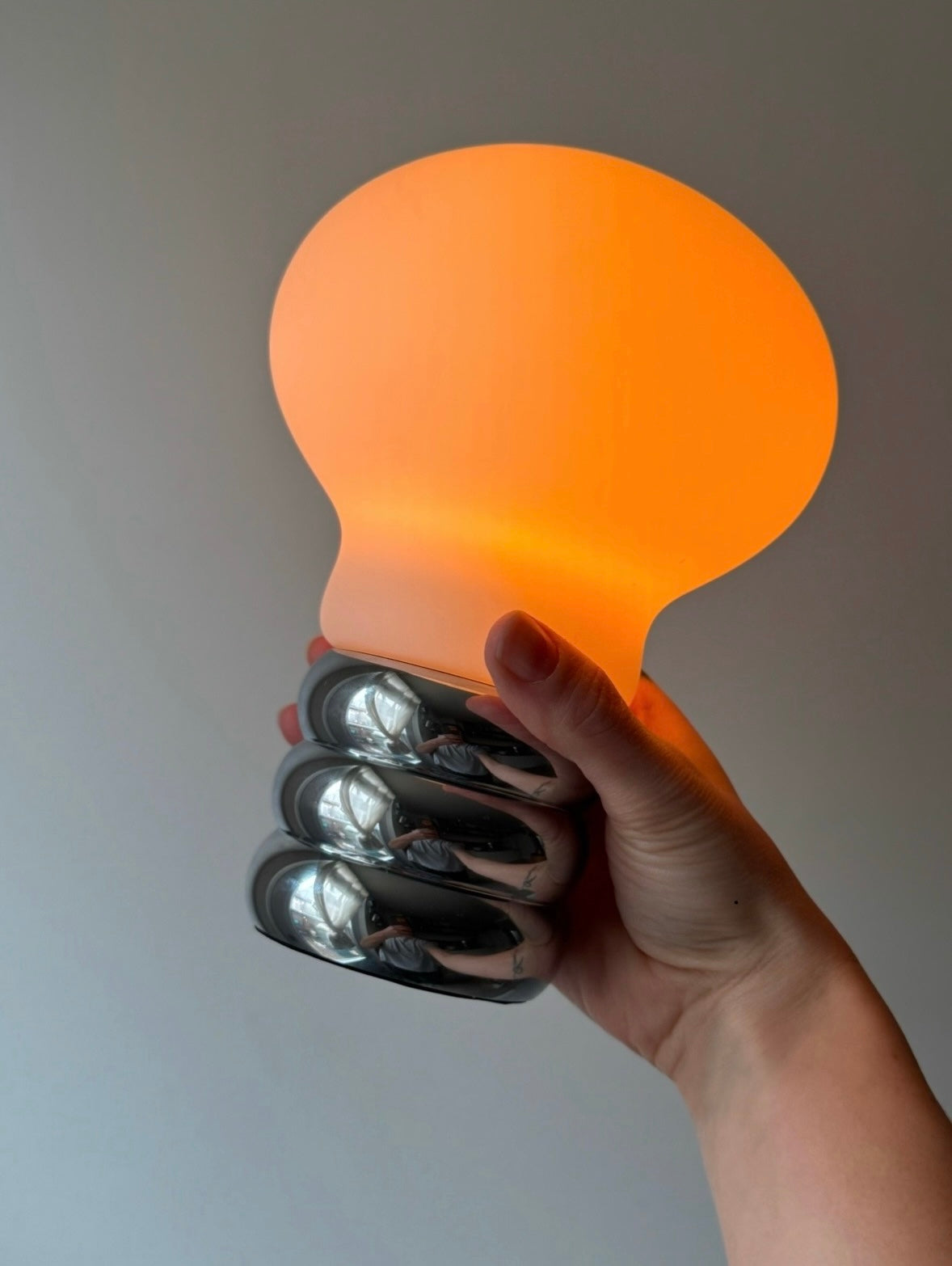 B. Bulb battery table lamp