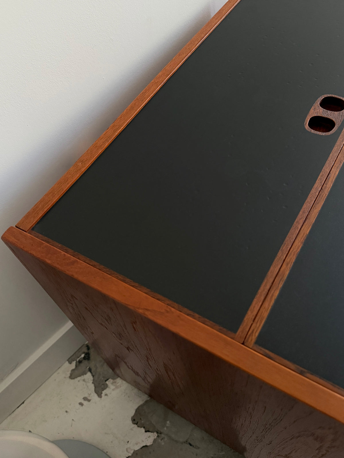 Rolling teak bar cabinet by Randers Møbelfabrik