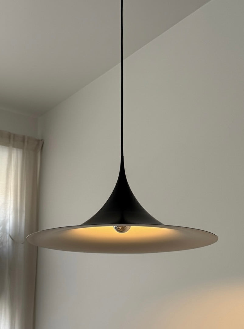 Semi hanging lamp
by Torsten Thorup and Claus Bonderup
for Fog&Mørup