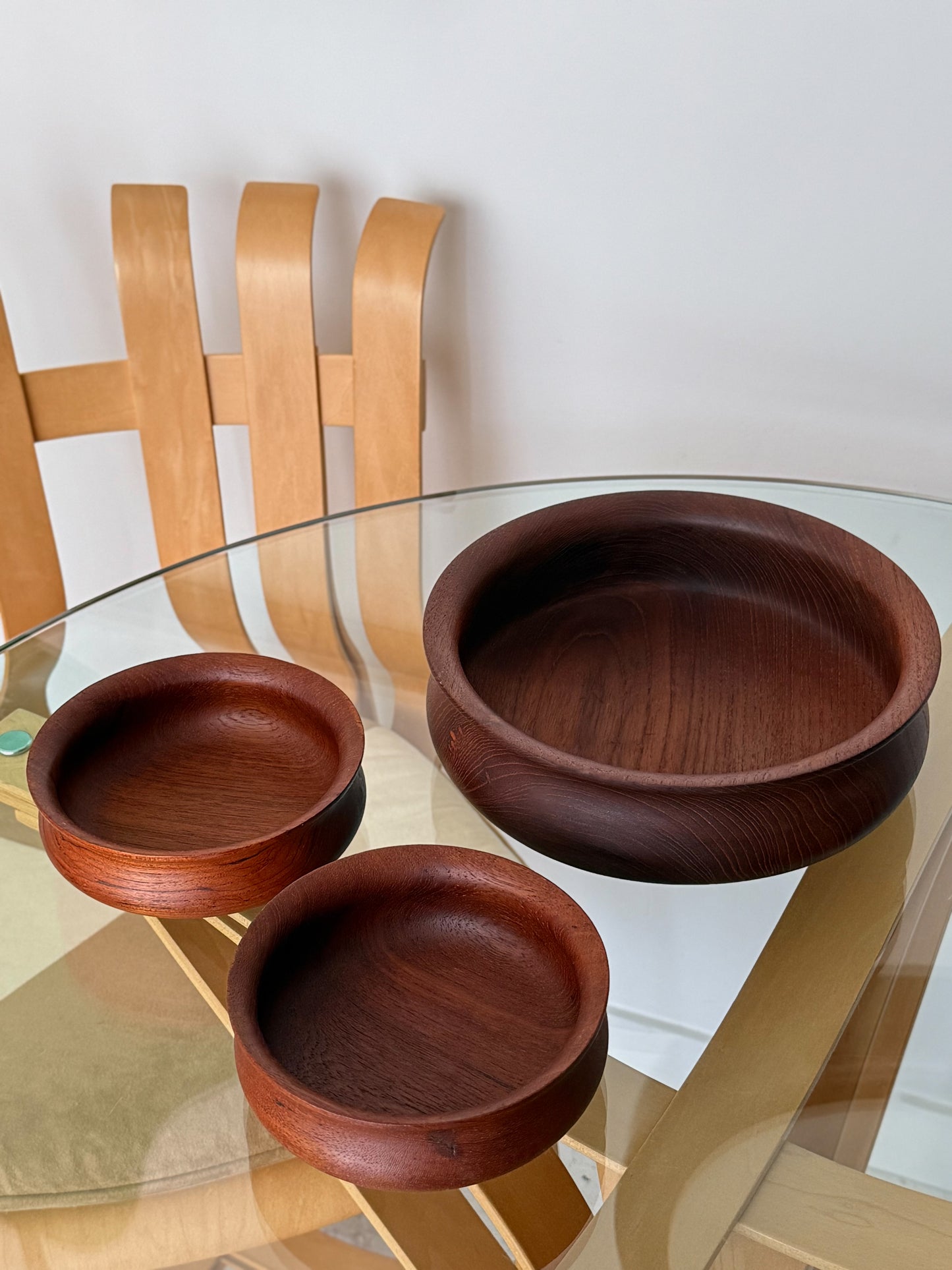 Teak bowl set