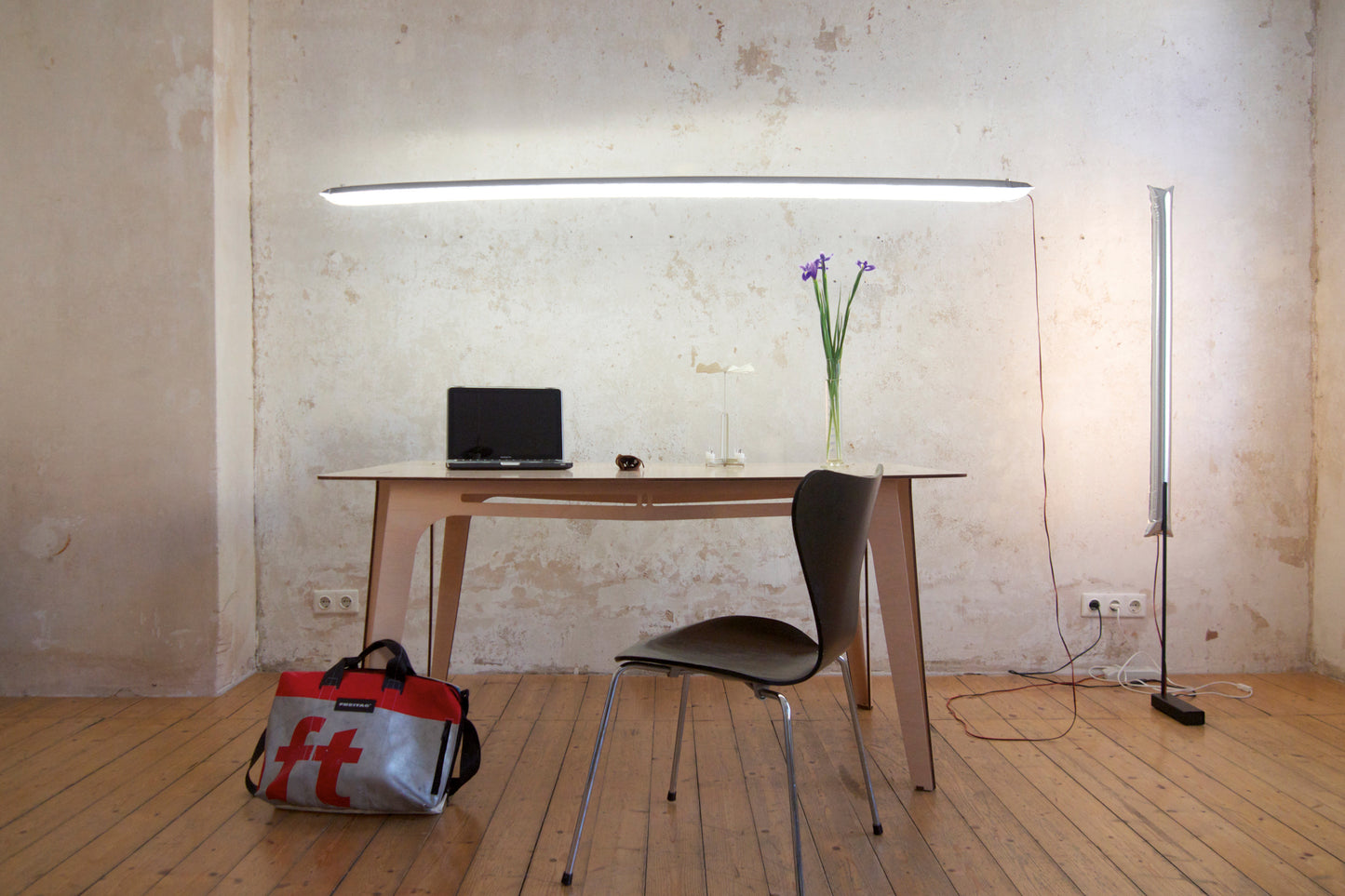 Blow Me Up floor/wall lamp