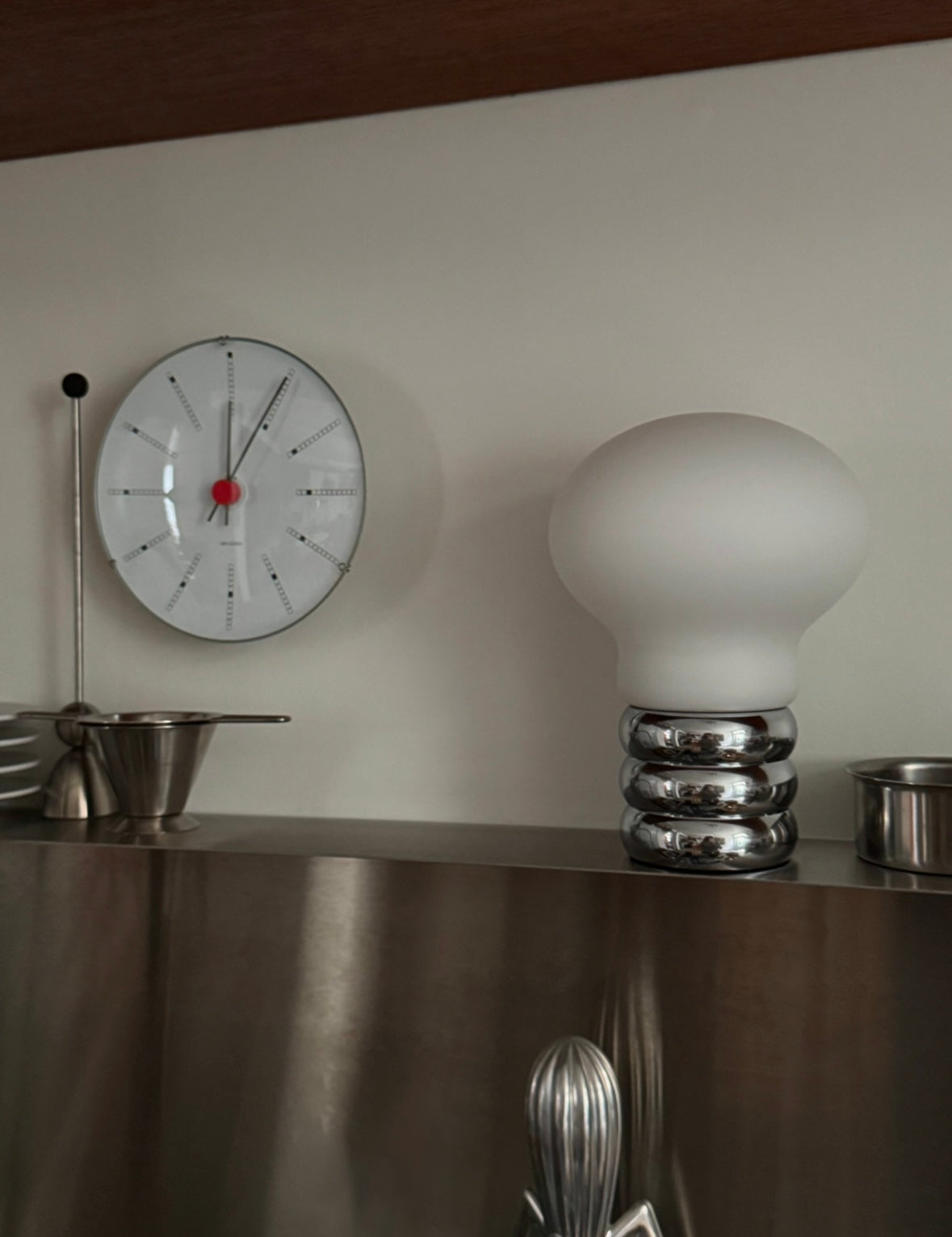 B. Bulb battery table lamp