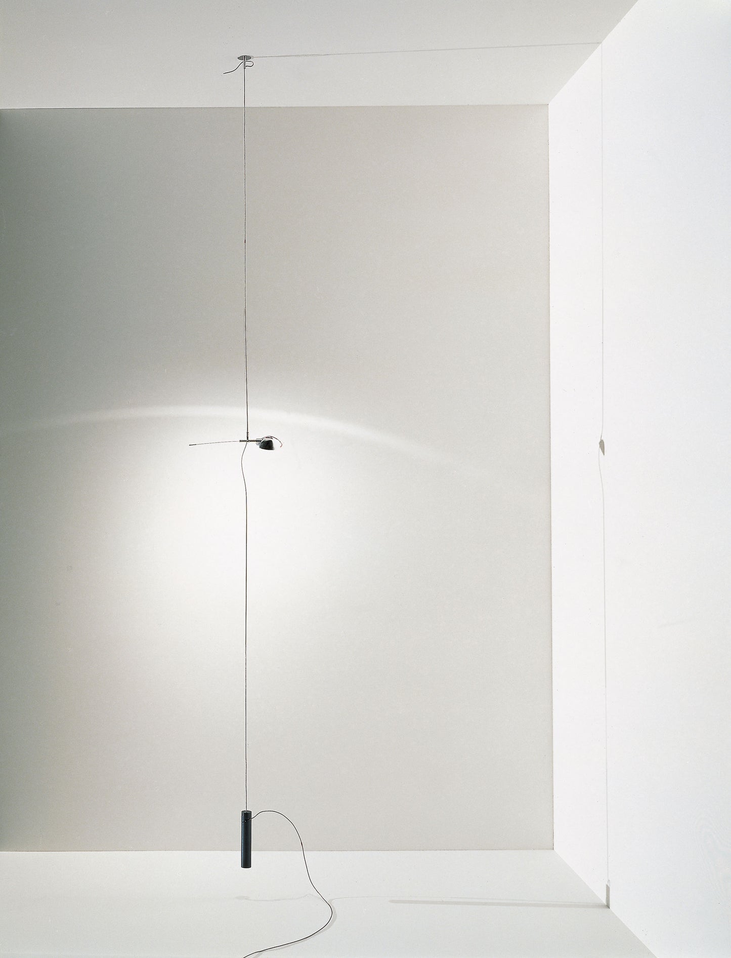 Hot Achille hanging lamp