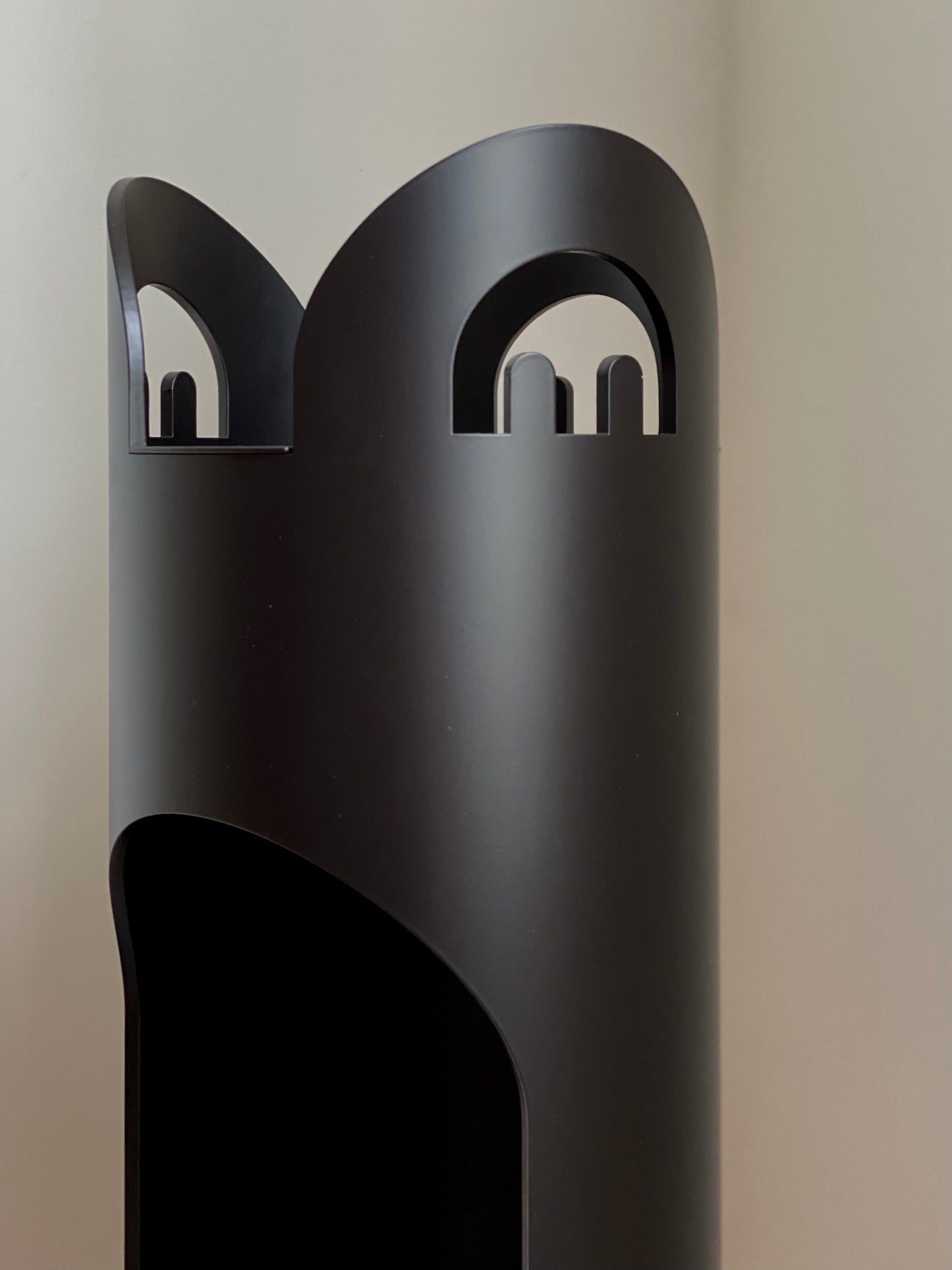 Porte-manteau & porte-parapluies Kerguelen par Enzo Mari