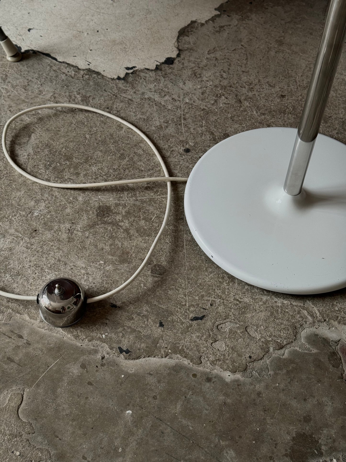 Large articulated floor lamp by Reggiani