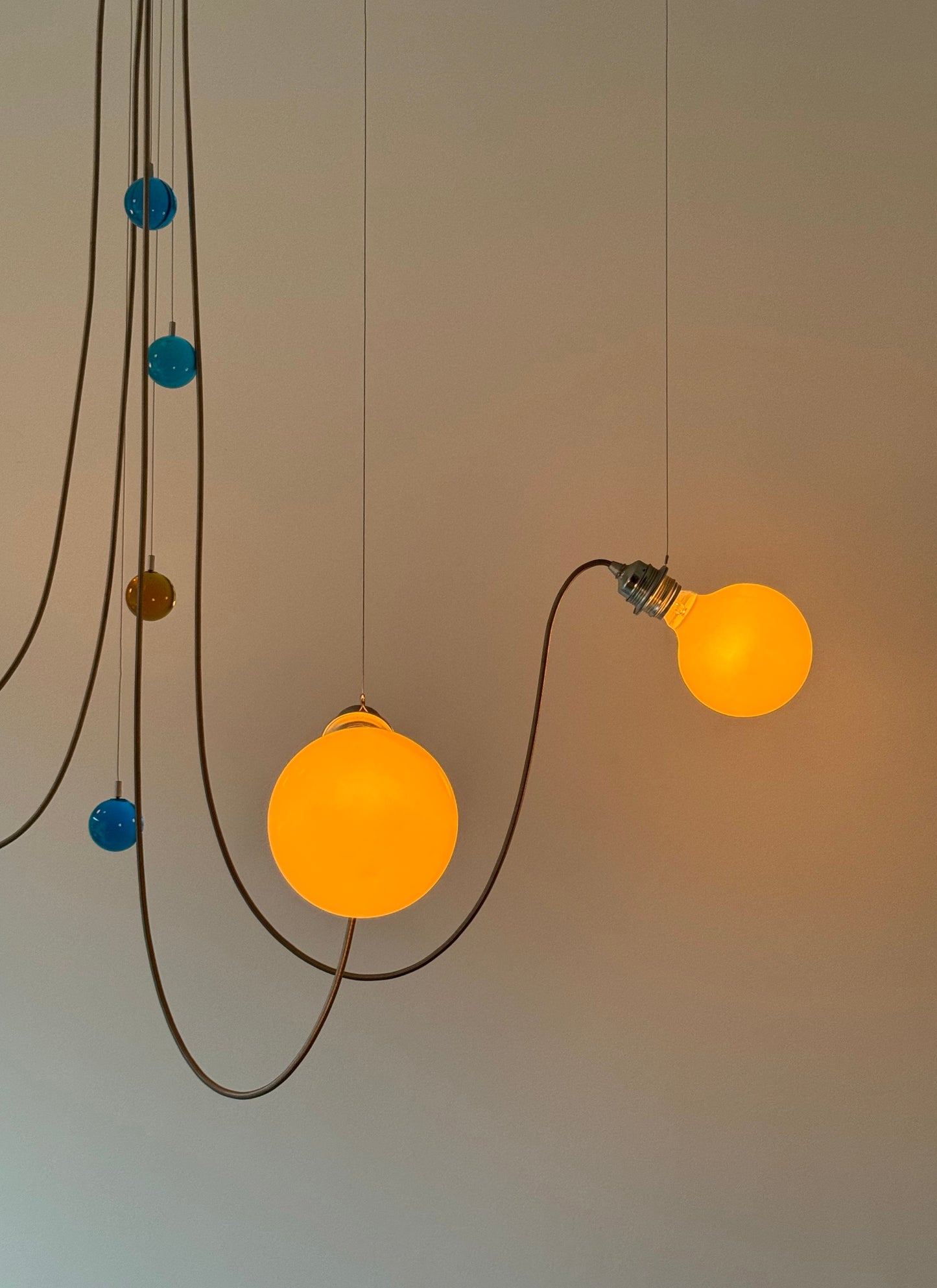 Yo-yo suspension by H. Khademi for Debsch Lighting