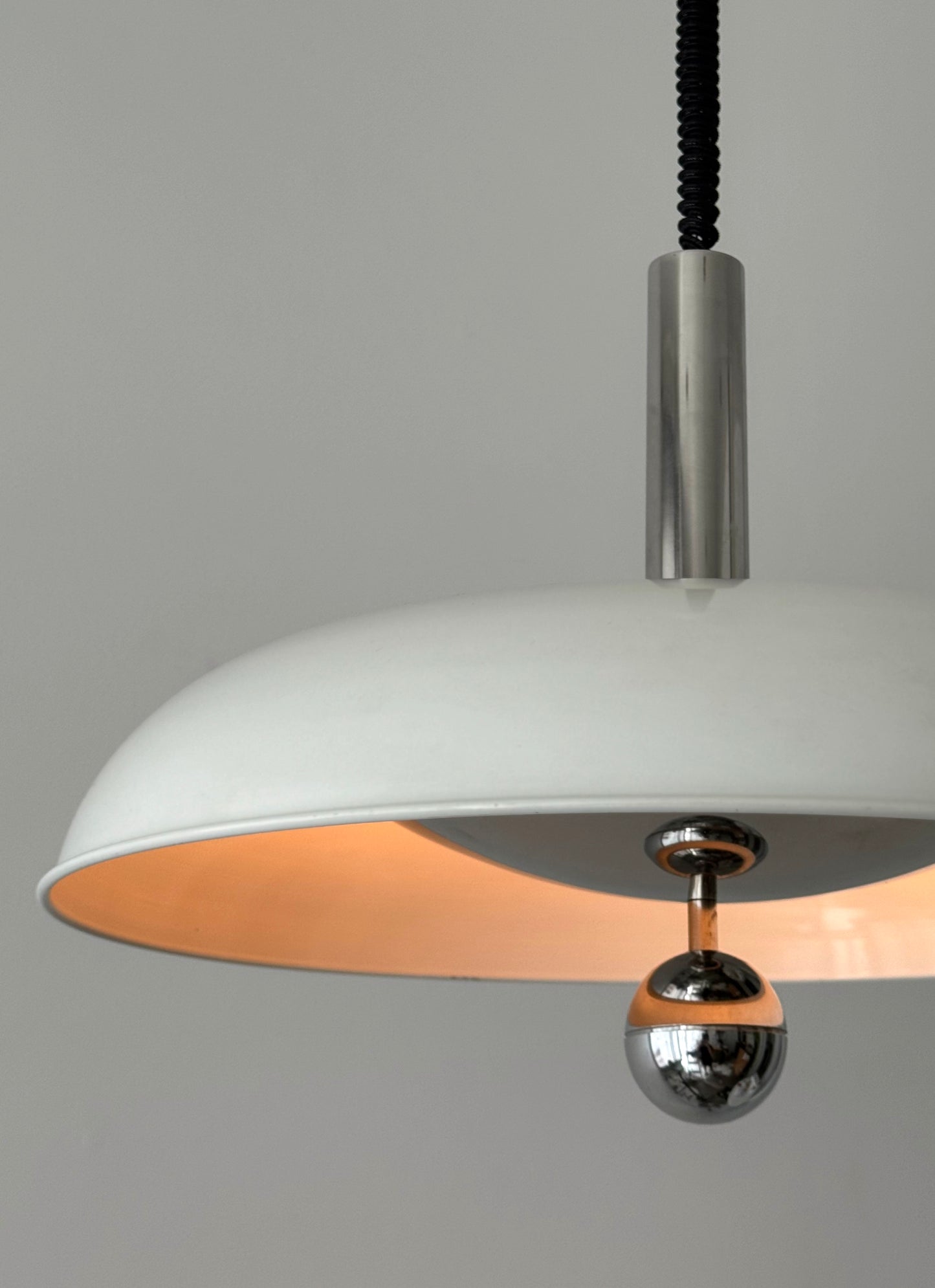 Lampe à suspension italienne