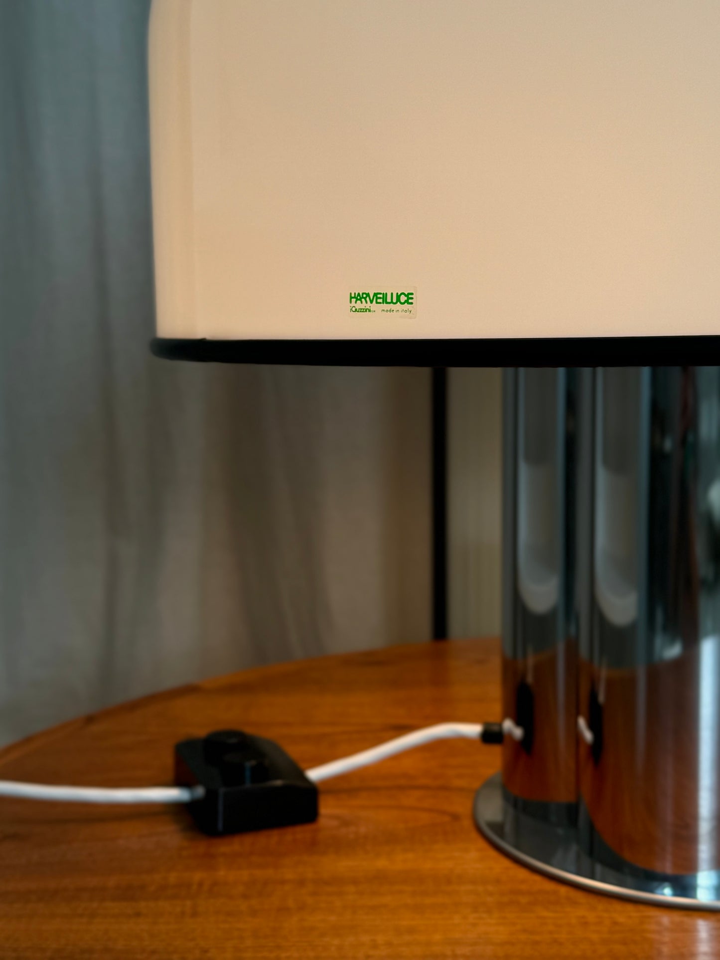 Extra-large table lamp by Guzzini