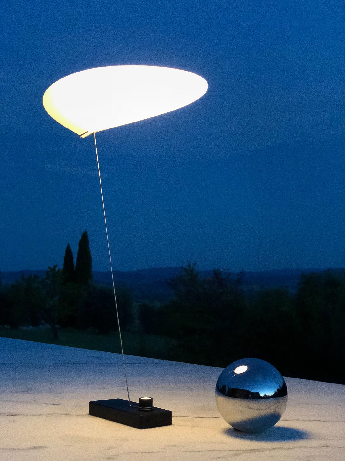 Koyoo Battery table lamp