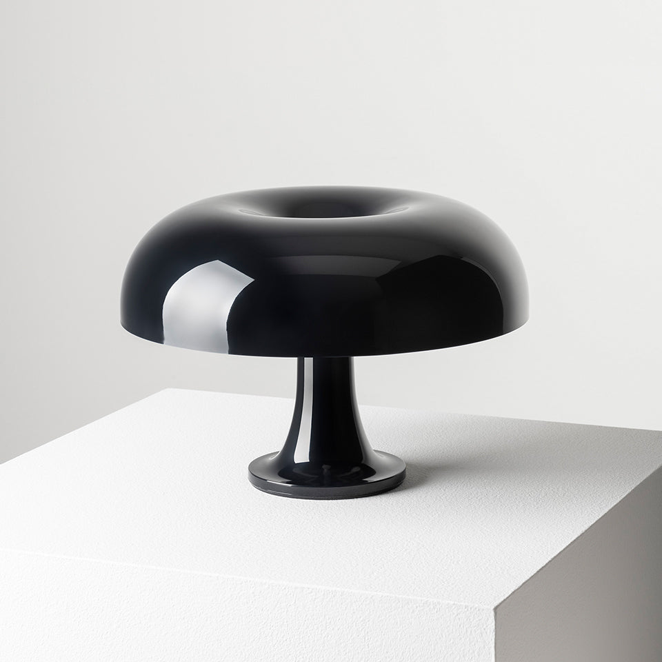 Table Nessino de Giancarlo Mattioli