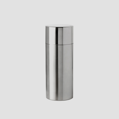 Shaker à cocktail par Arne Jacobsen