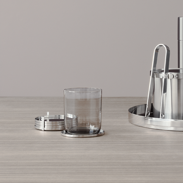 Sous-verres par Arne Jacobsen