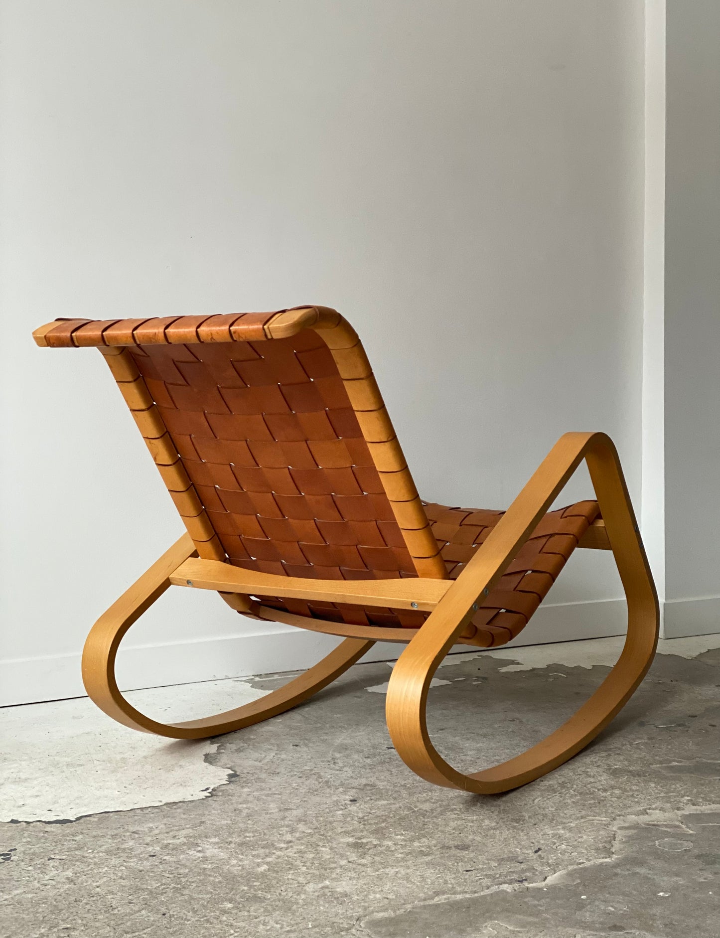 Dondolo rocking chair by Luigi Crassevig