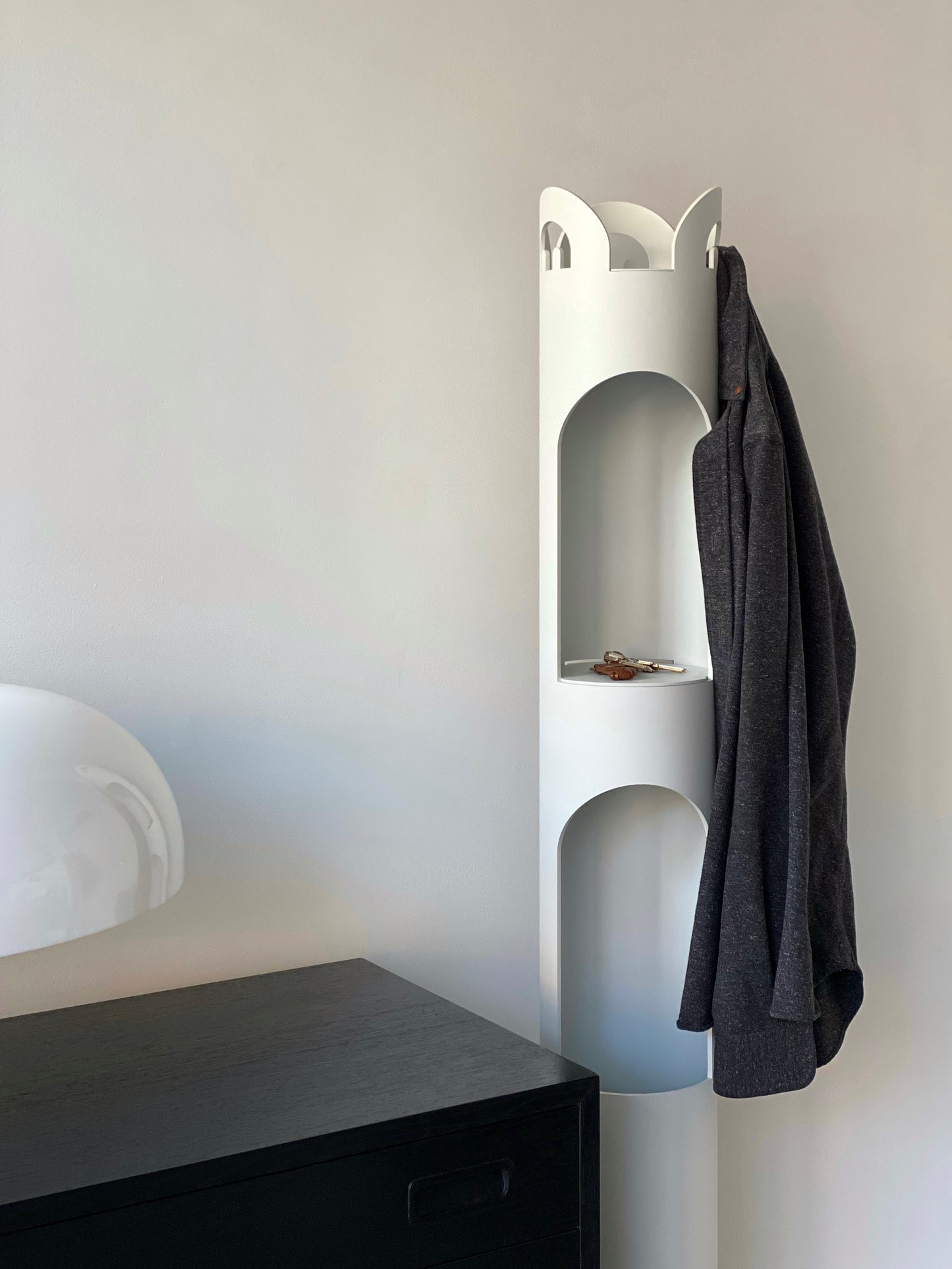 Porte-manteau & porte-parapluies Kerguelen par Enzo Mari