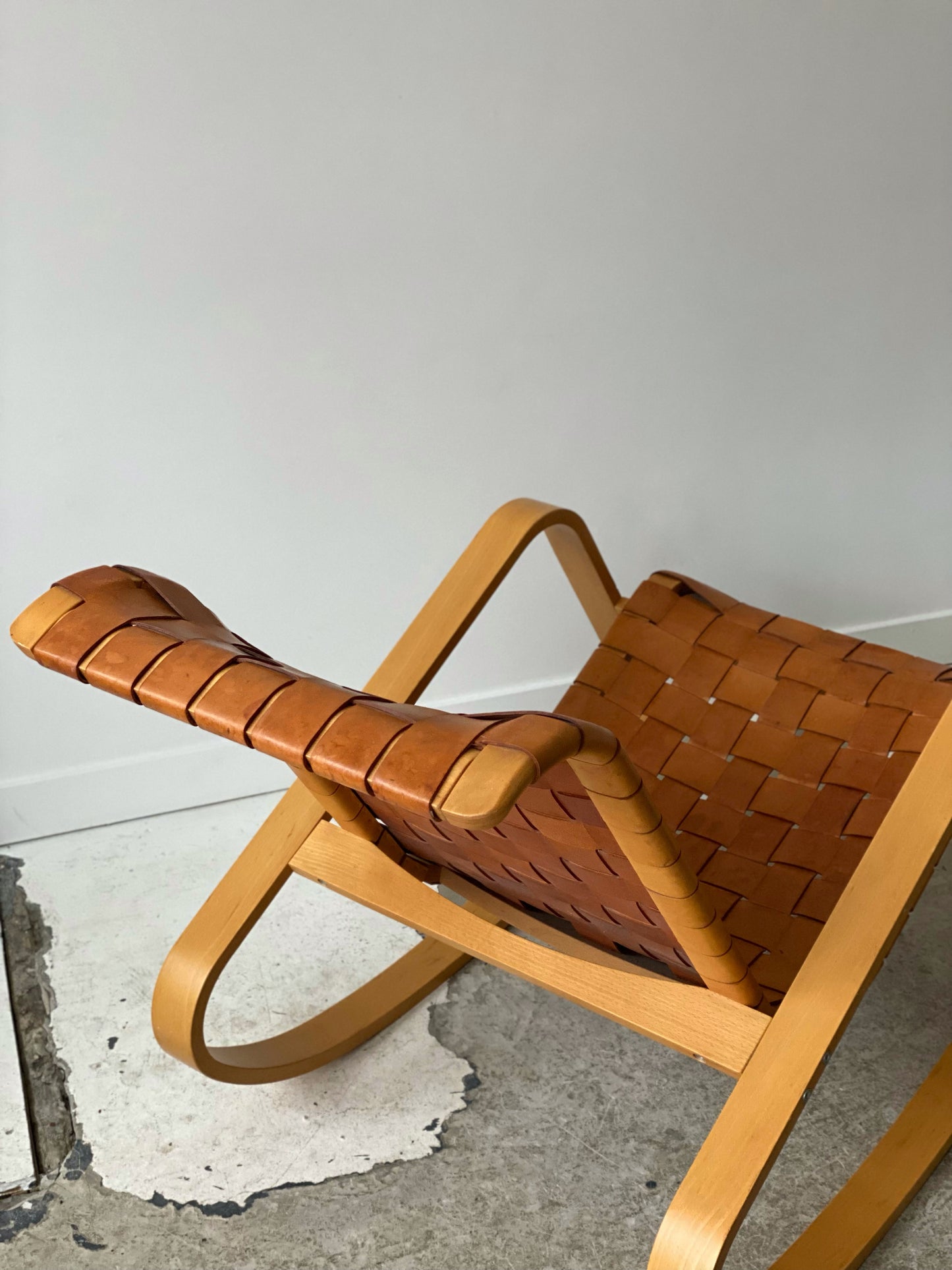 Dondolo rocking chair by Luigi Crassevig