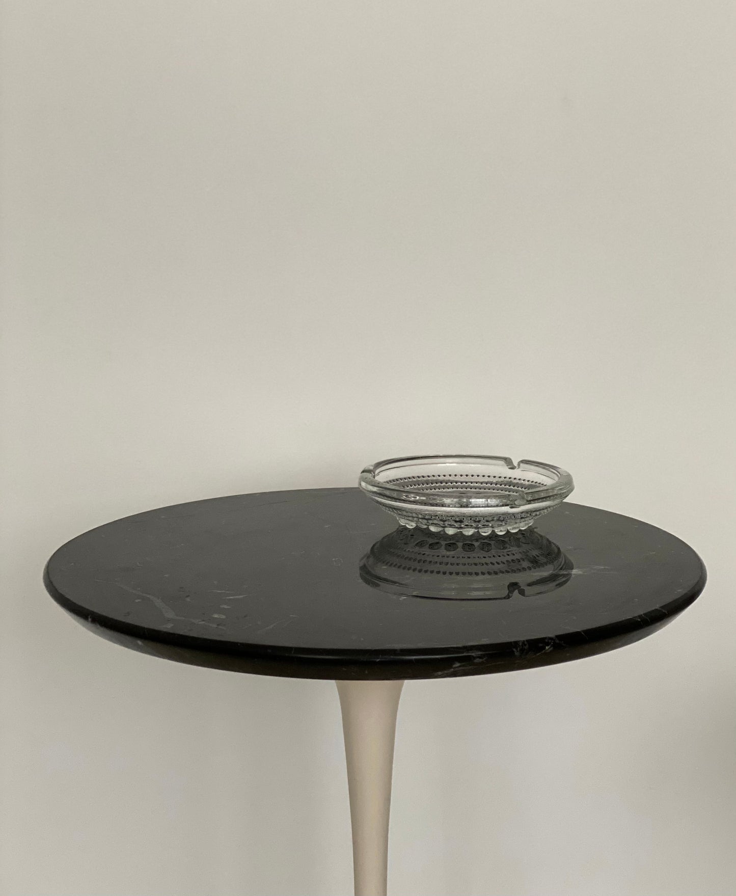 Tulip side table by Eero Saarinen for Knoll