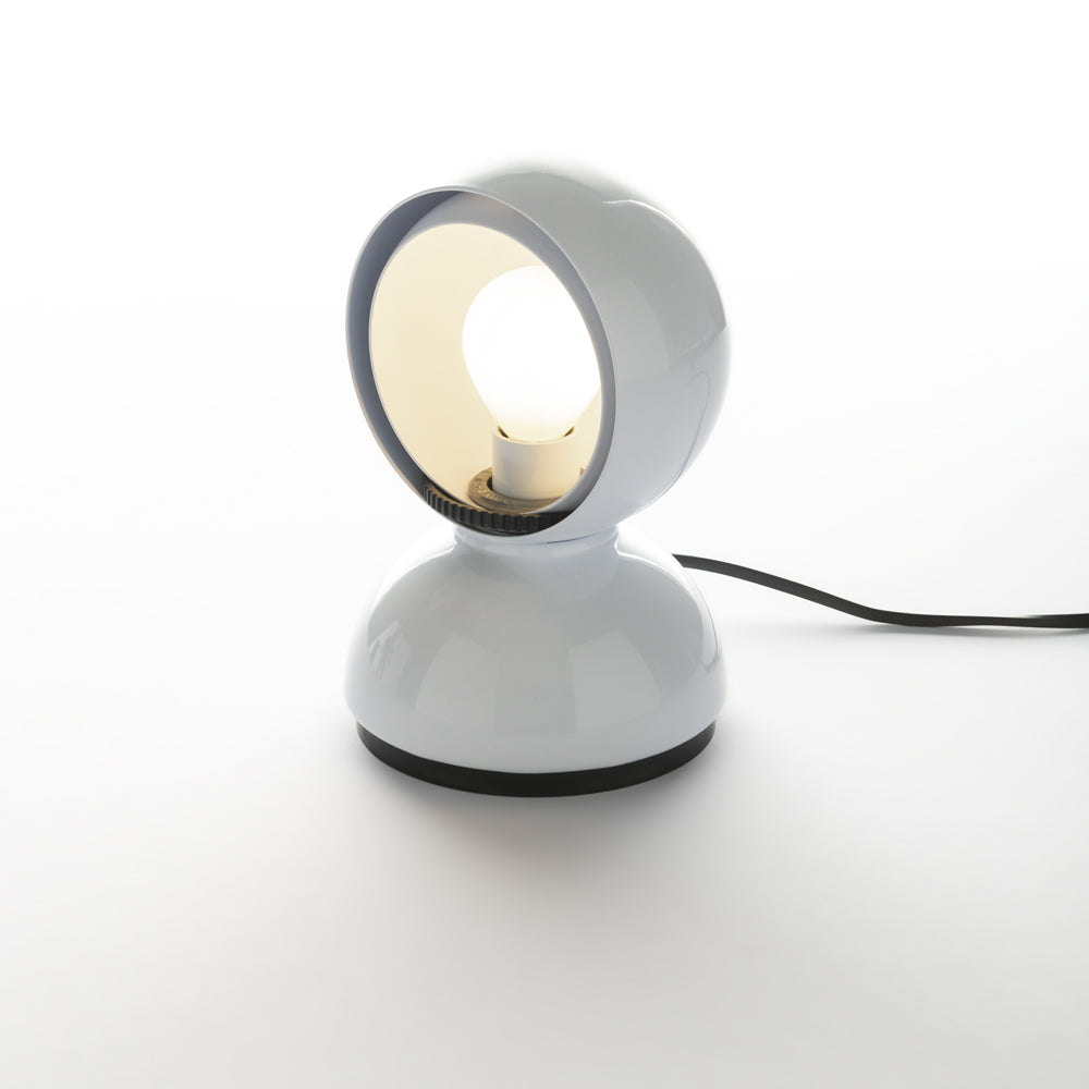 Eclisse table lamp by Vico Magistretti