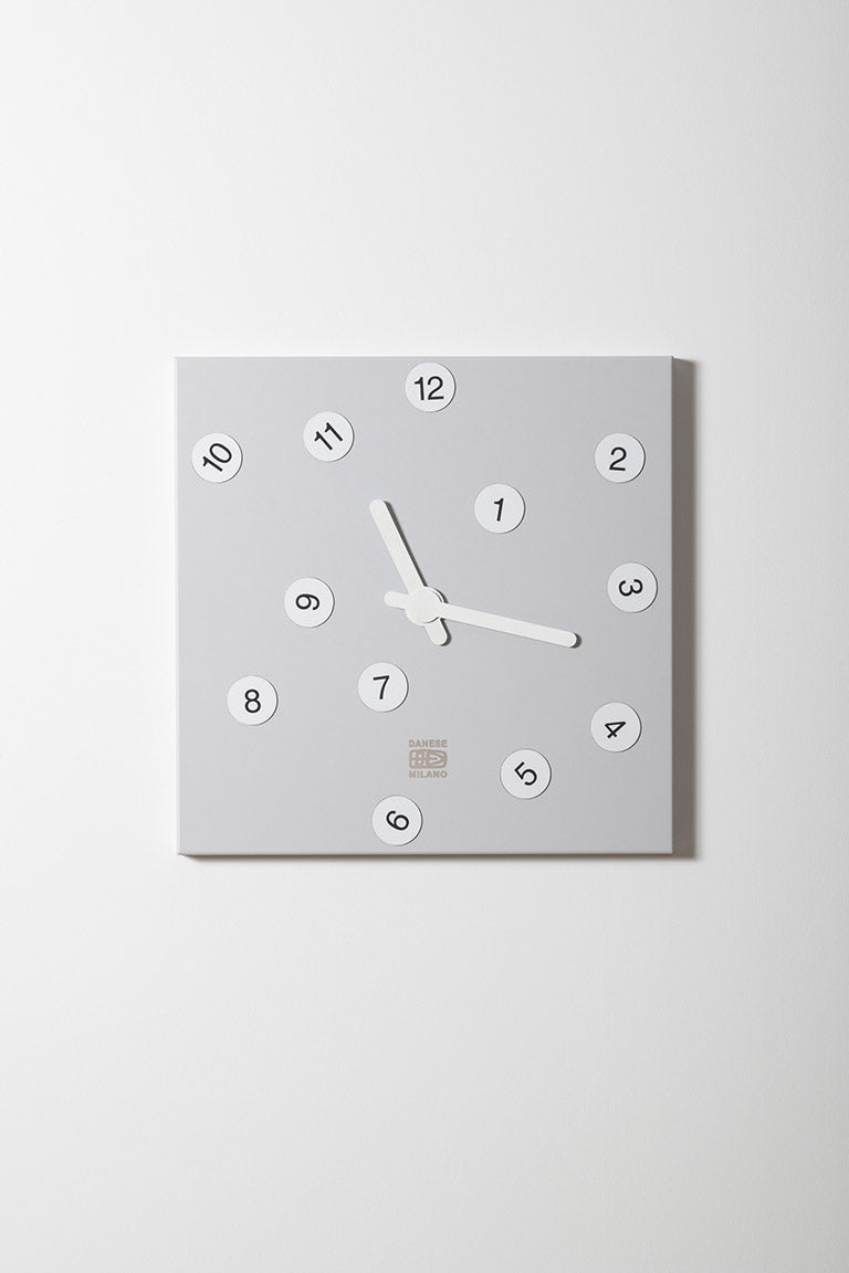 Oramai clock by Giulio Iacchetti