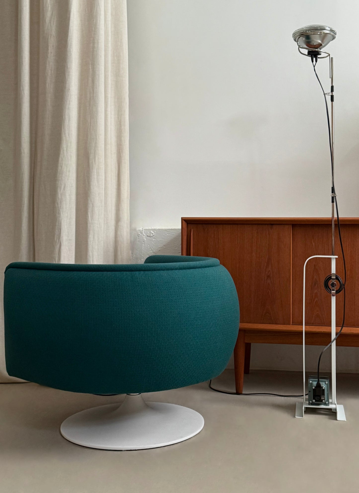 D’Urso swivel chair by Joseph D’Urso for Knoll