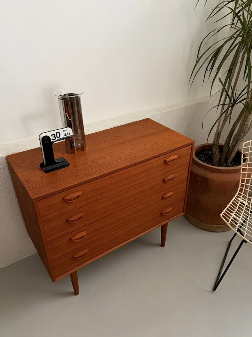 Commode à quatre tiroirs de Kai Kristiansen pour Feldballes Møbelfabrik