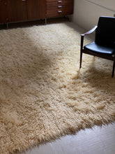 Load image into Gallery viewer, Extra-large flokati wool rug
