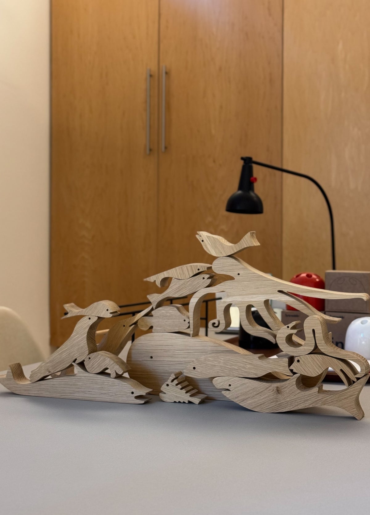 16 Pesci oak puzzle by Enzo Mari