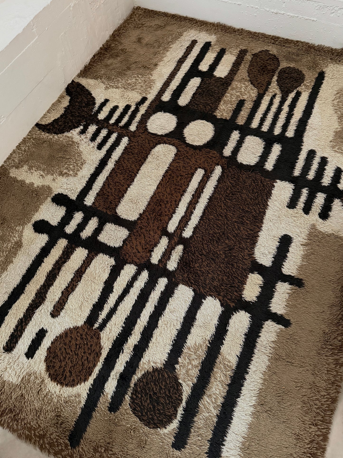 Extra-large Rya rug by Ege Rya
