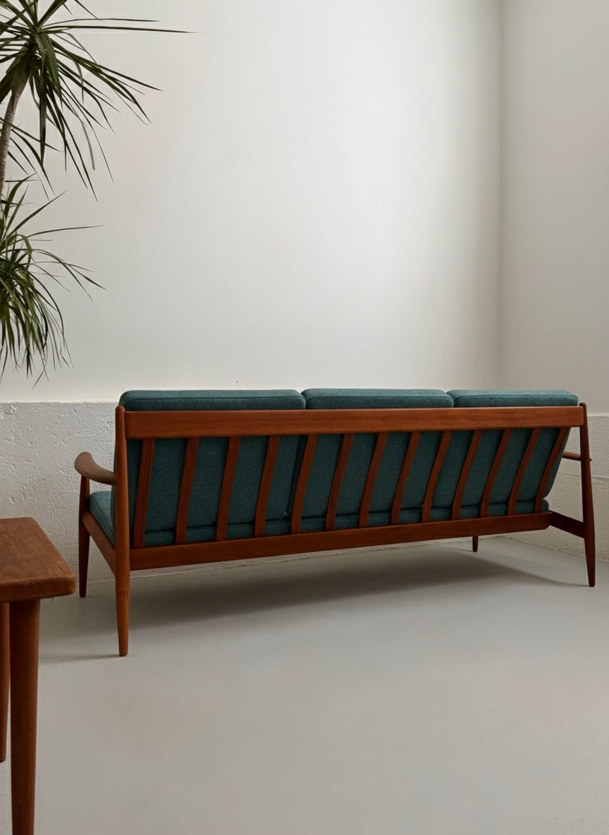Solid teak sofa by Grete Jalk for France&Søn