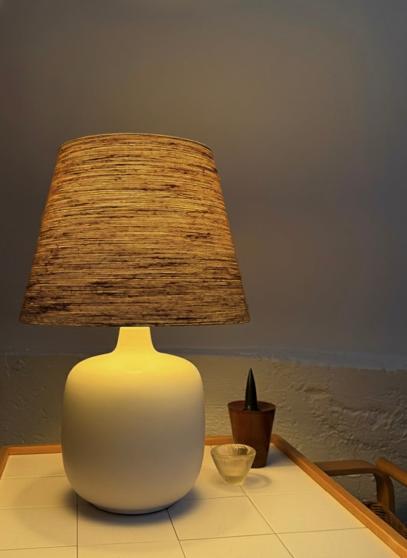 Lampe de table Lotte Bostlund modèle 1300
