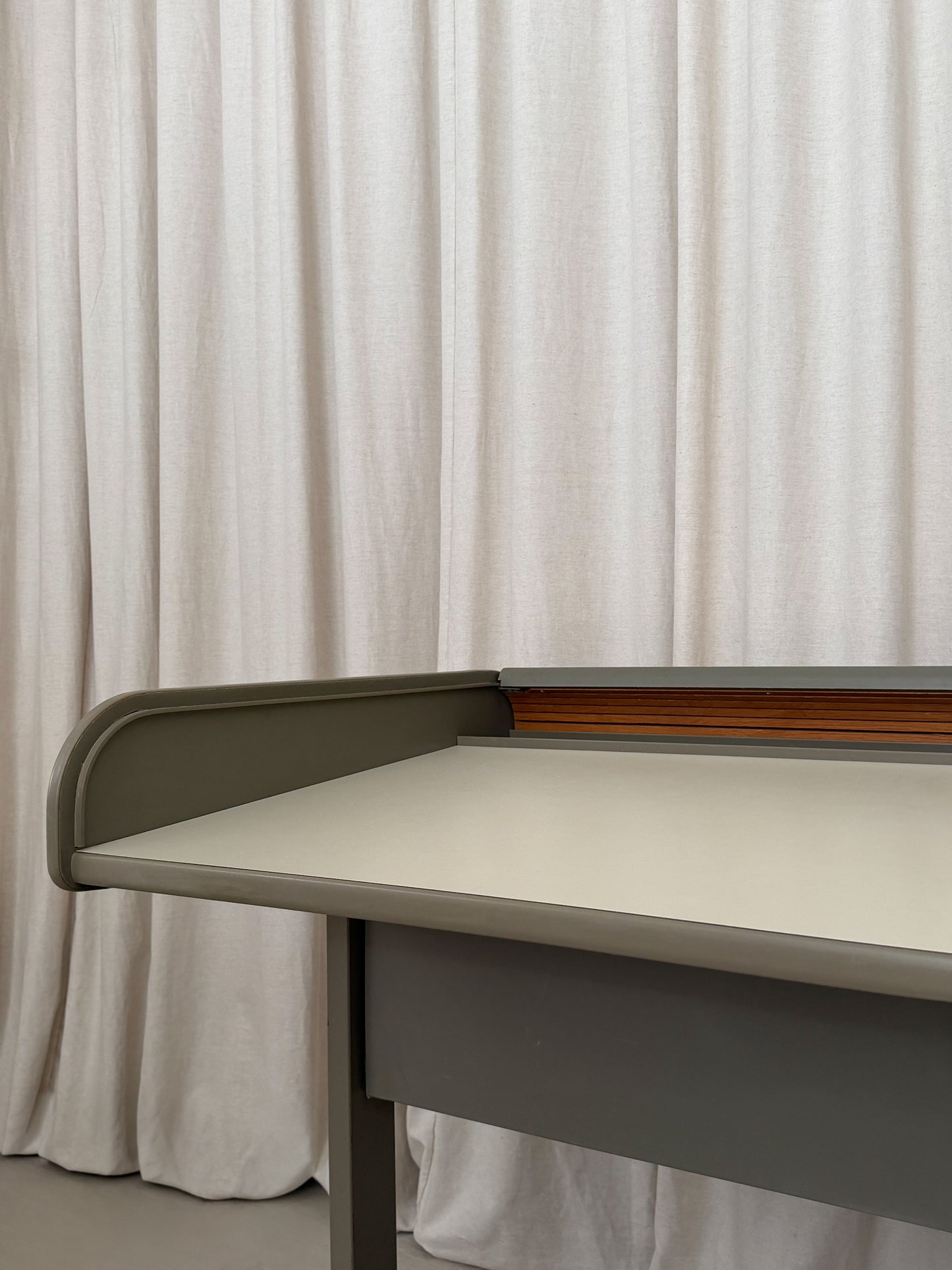 Action office roll top desk by George Nelson for Herman Miller