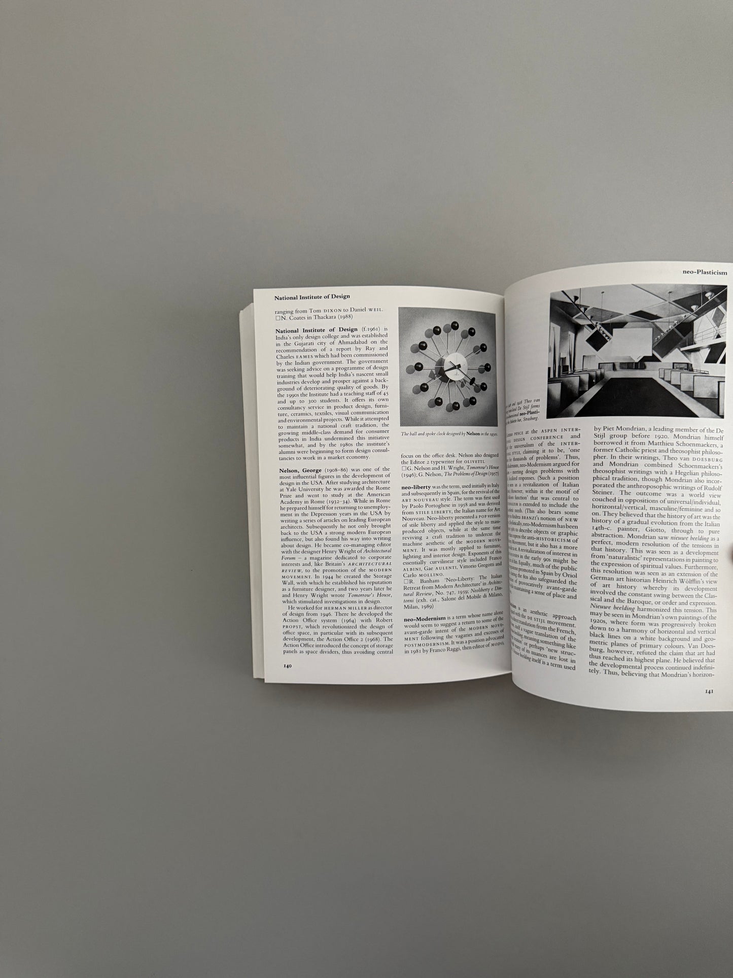 Encyclopaedia of 20th Century Design and Designers