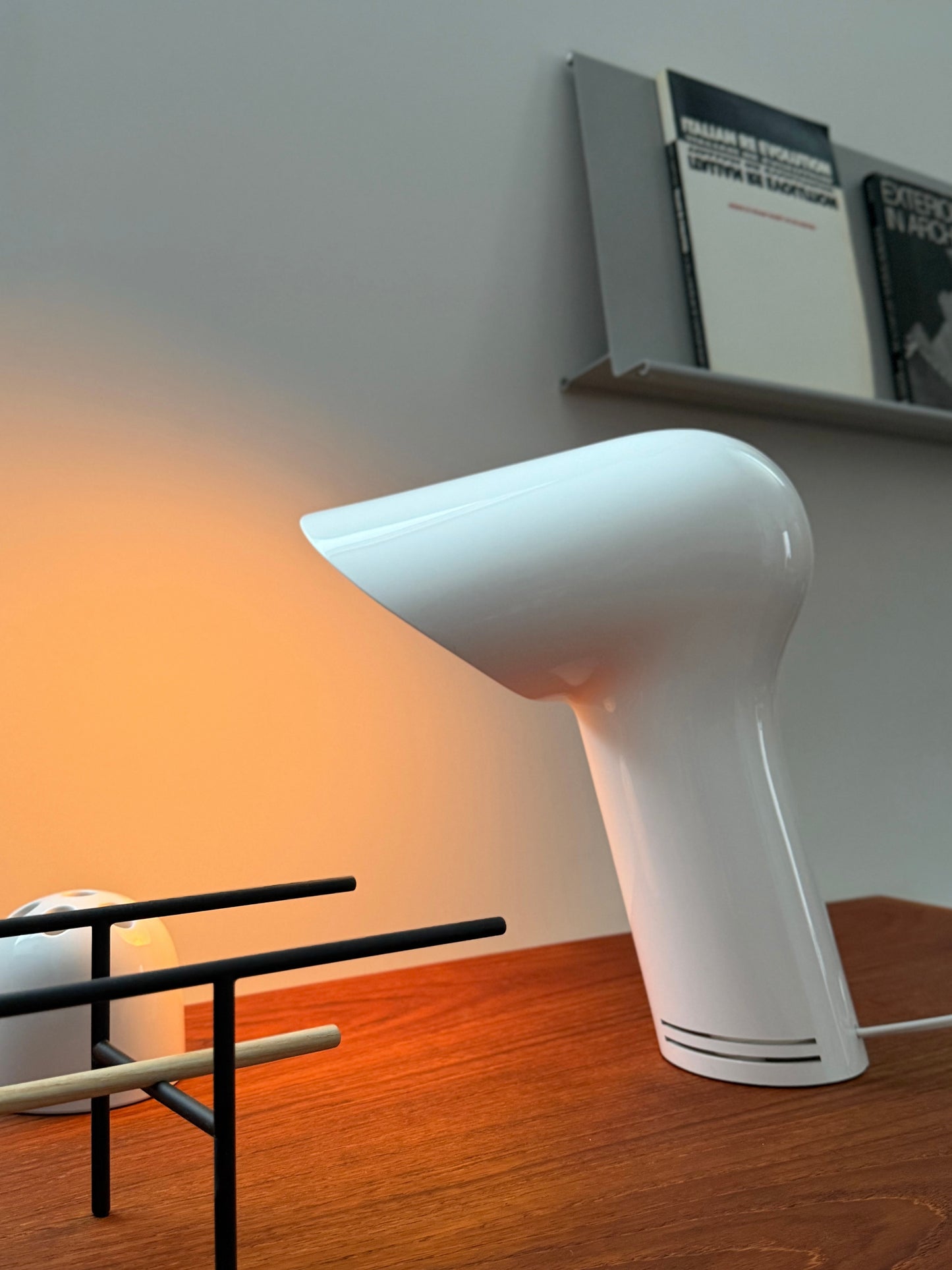 Sorella table lamp by Studio 6G