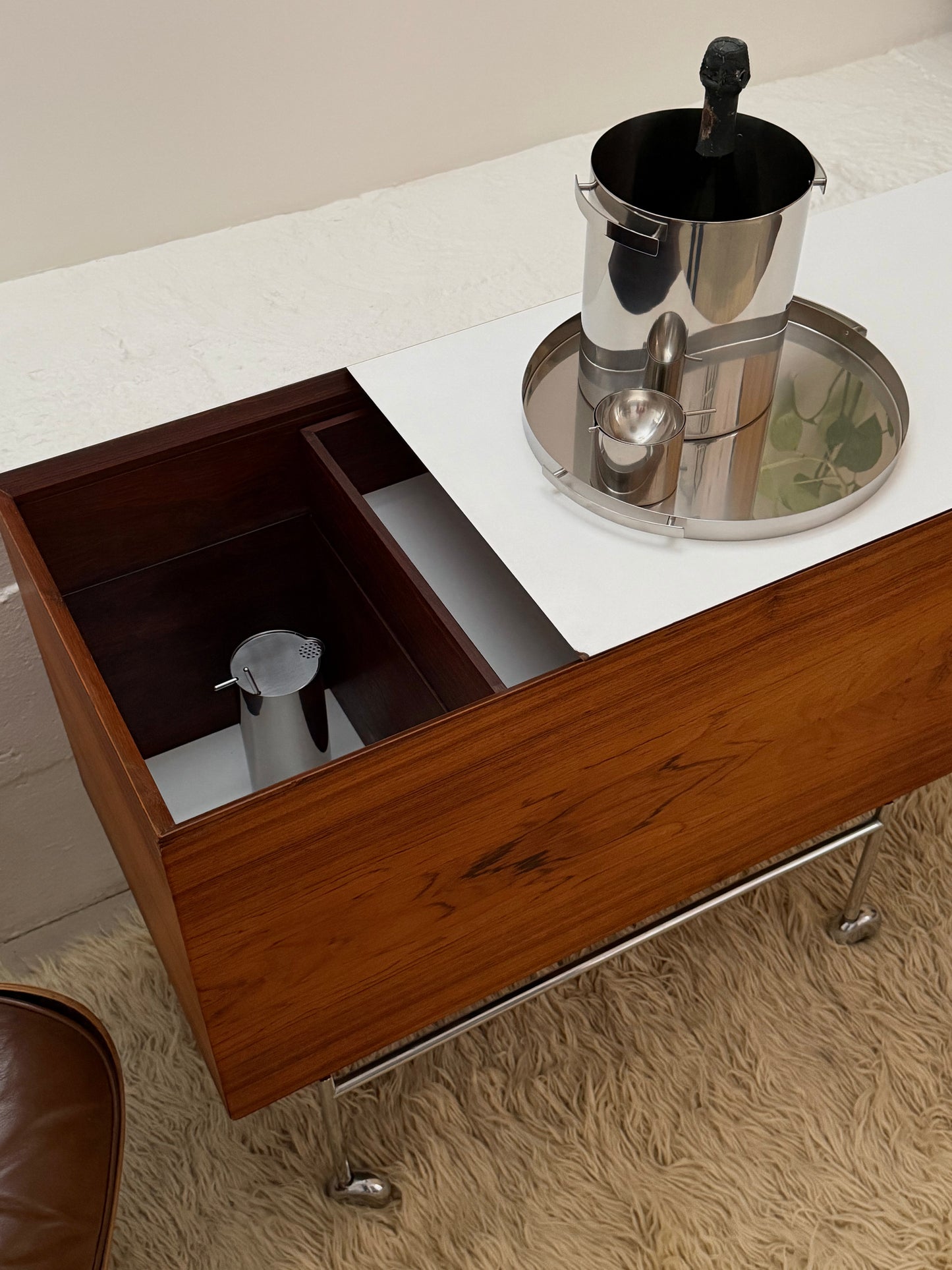 Rosewood bar cart by Poul Nørreklit for Georg Pedersen