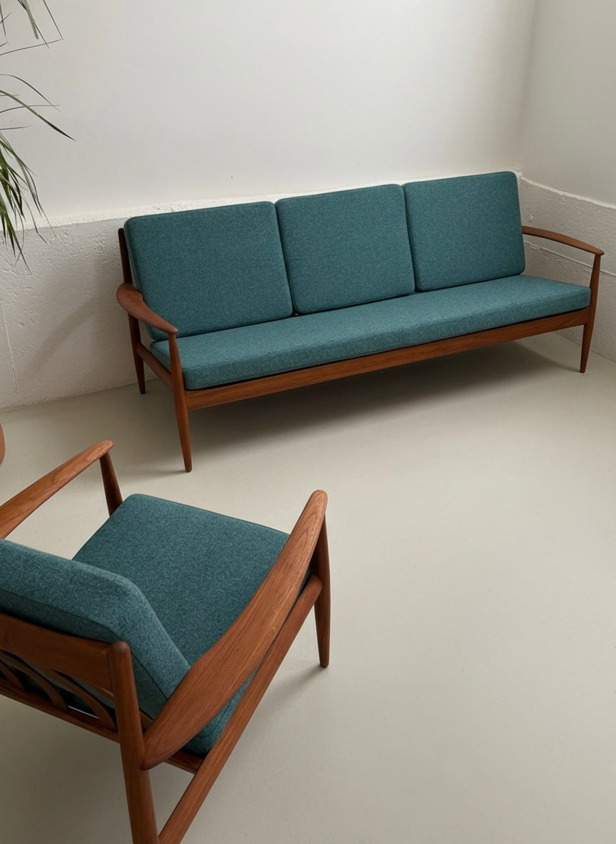 Solid teak sofa by Grete Jalk for France&Søn