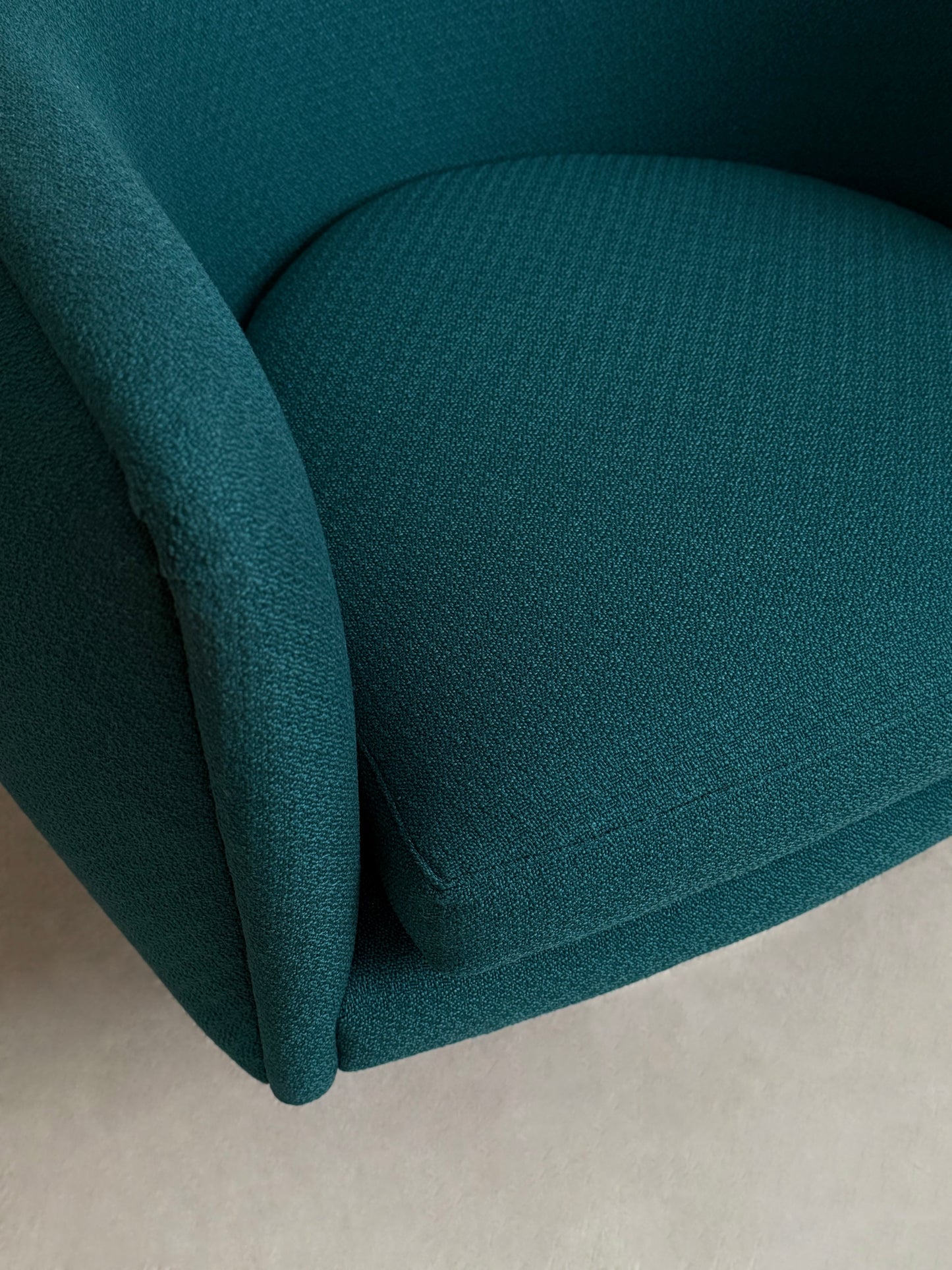 D’Urso swivel chair by Joseph D’Urso for Knoll