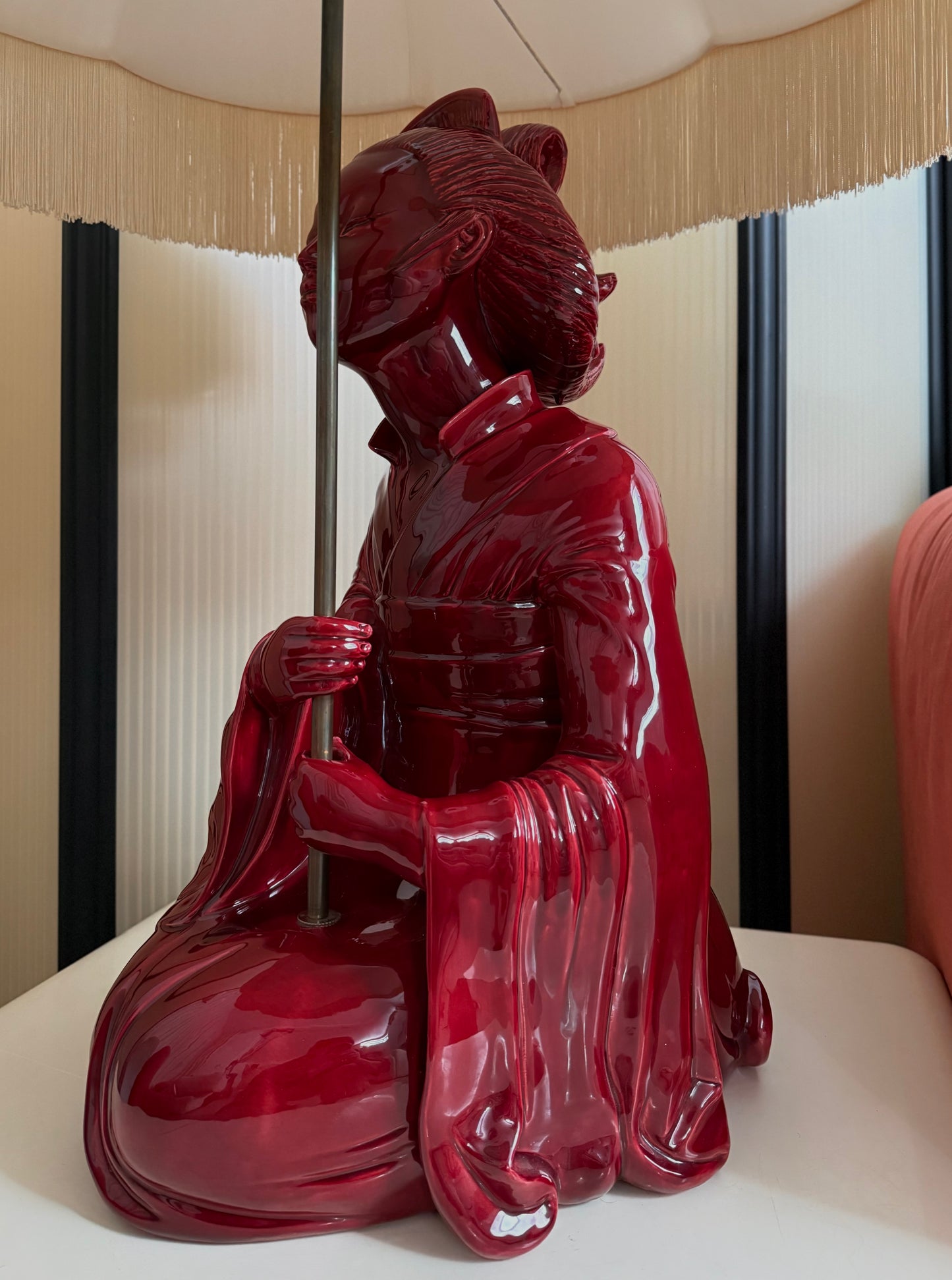 Ceramic Geisha table lamp