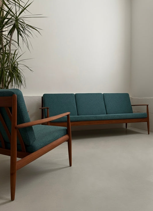 Solid teak sofa by Grete Jalk for France&Søn