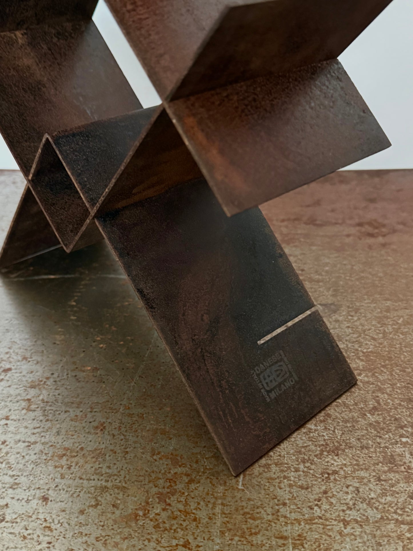 Struttura Continua by Bruno Munari