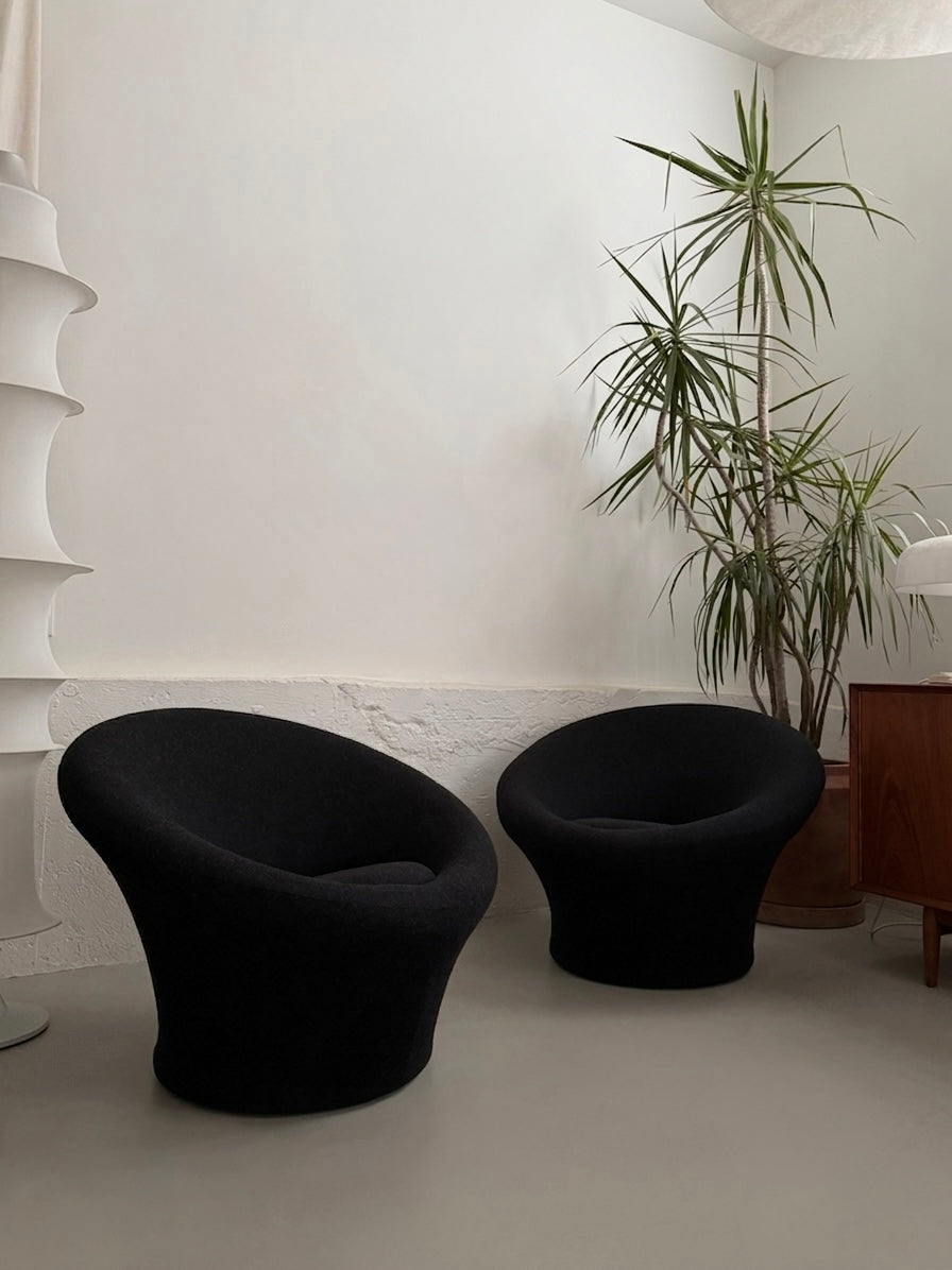 F560 Mushroom chair by Pierre Paulin for Artifort