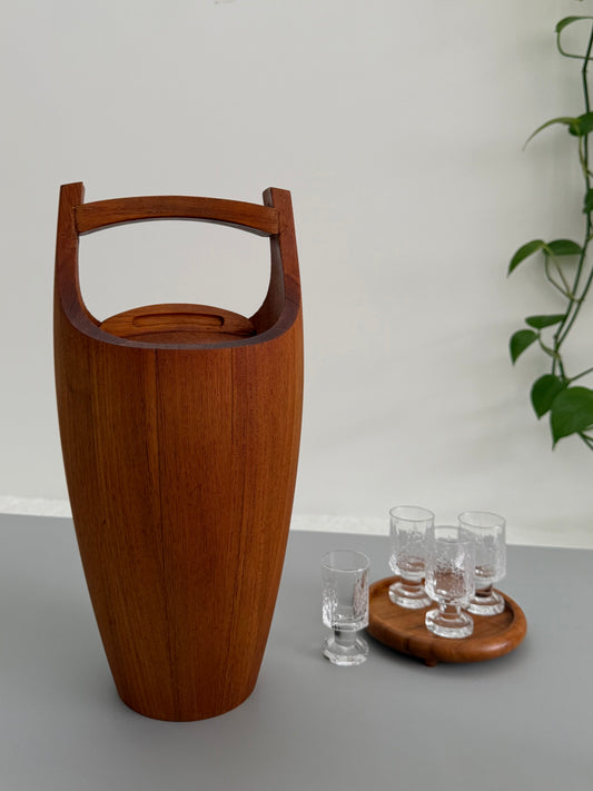 Teak wine/ice bucket by Jens Quistgaard for Dansk