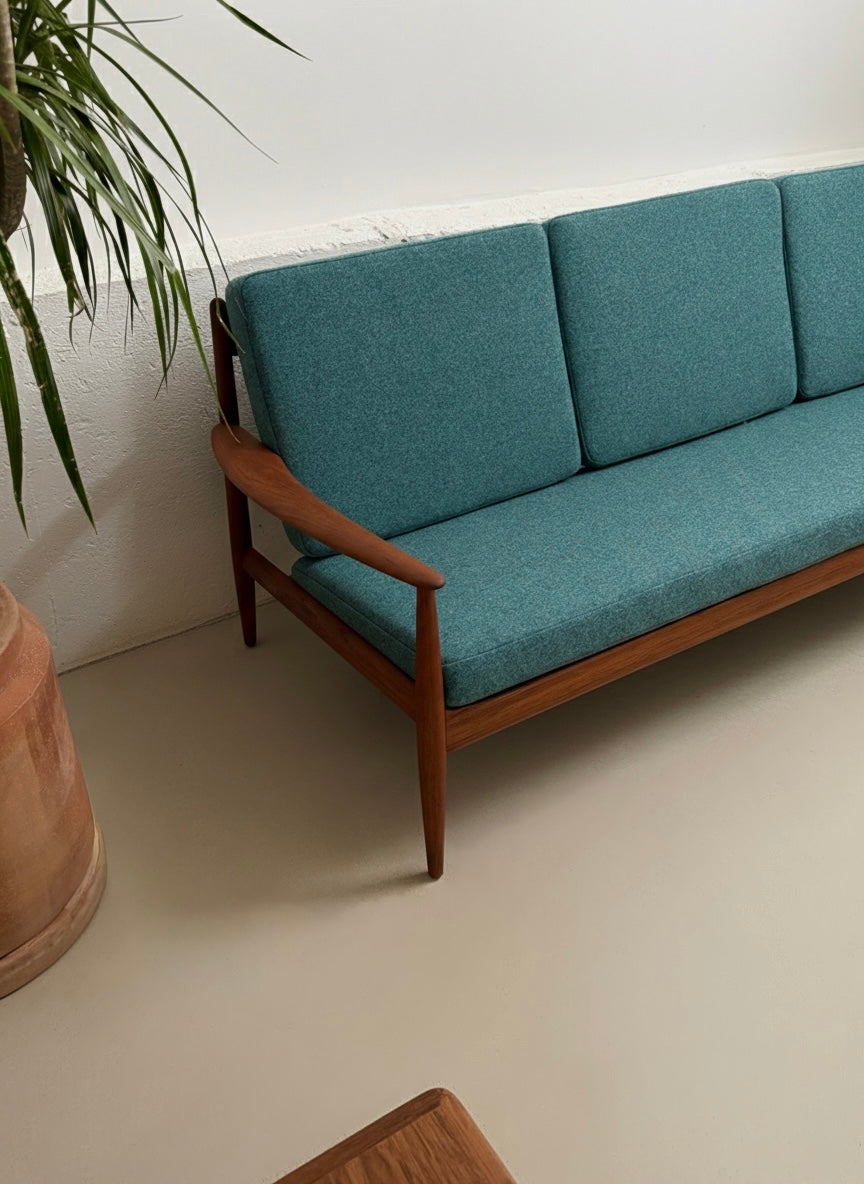 Solid teak sofa by Grete Jalk for France&Søn