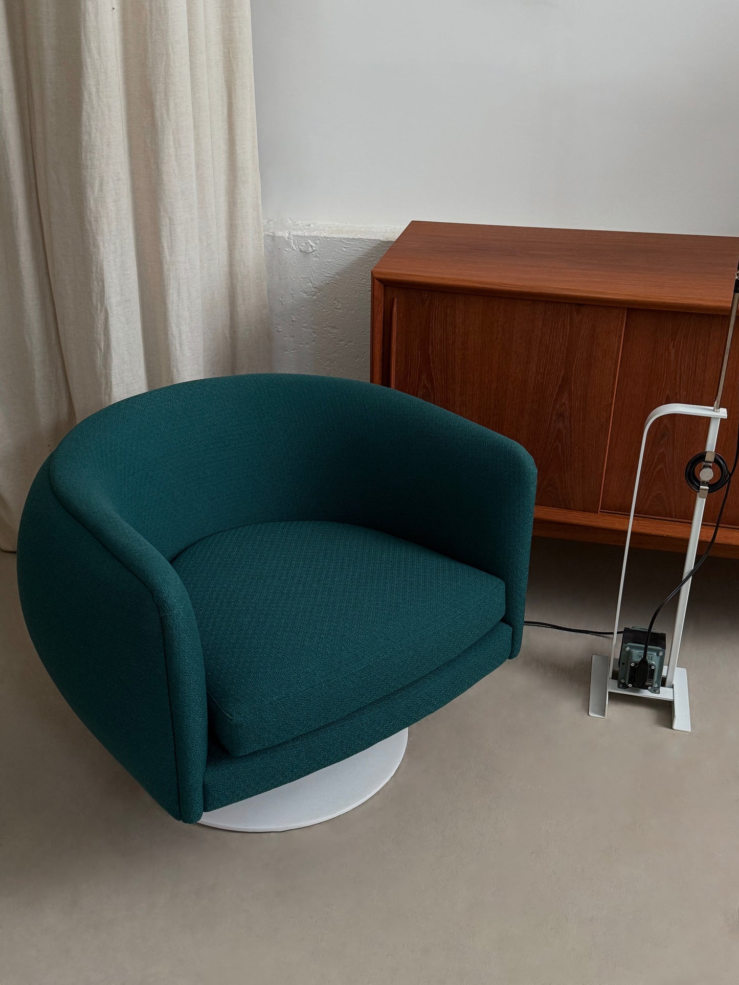 D’Urso swivel chair by Joseph D’Urso for Knoll
