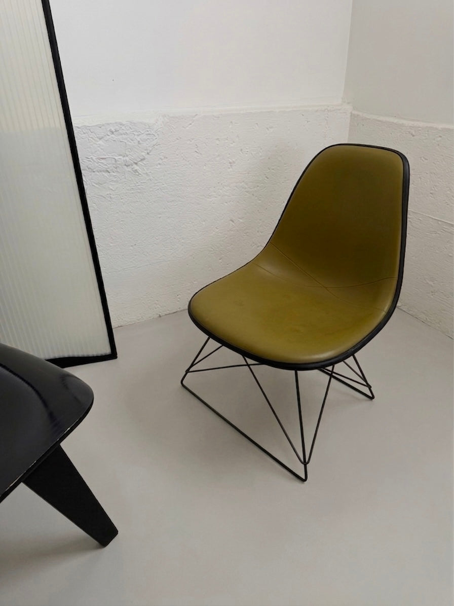 Eames low side chair by Charles & Ray Eames for Herman Miller