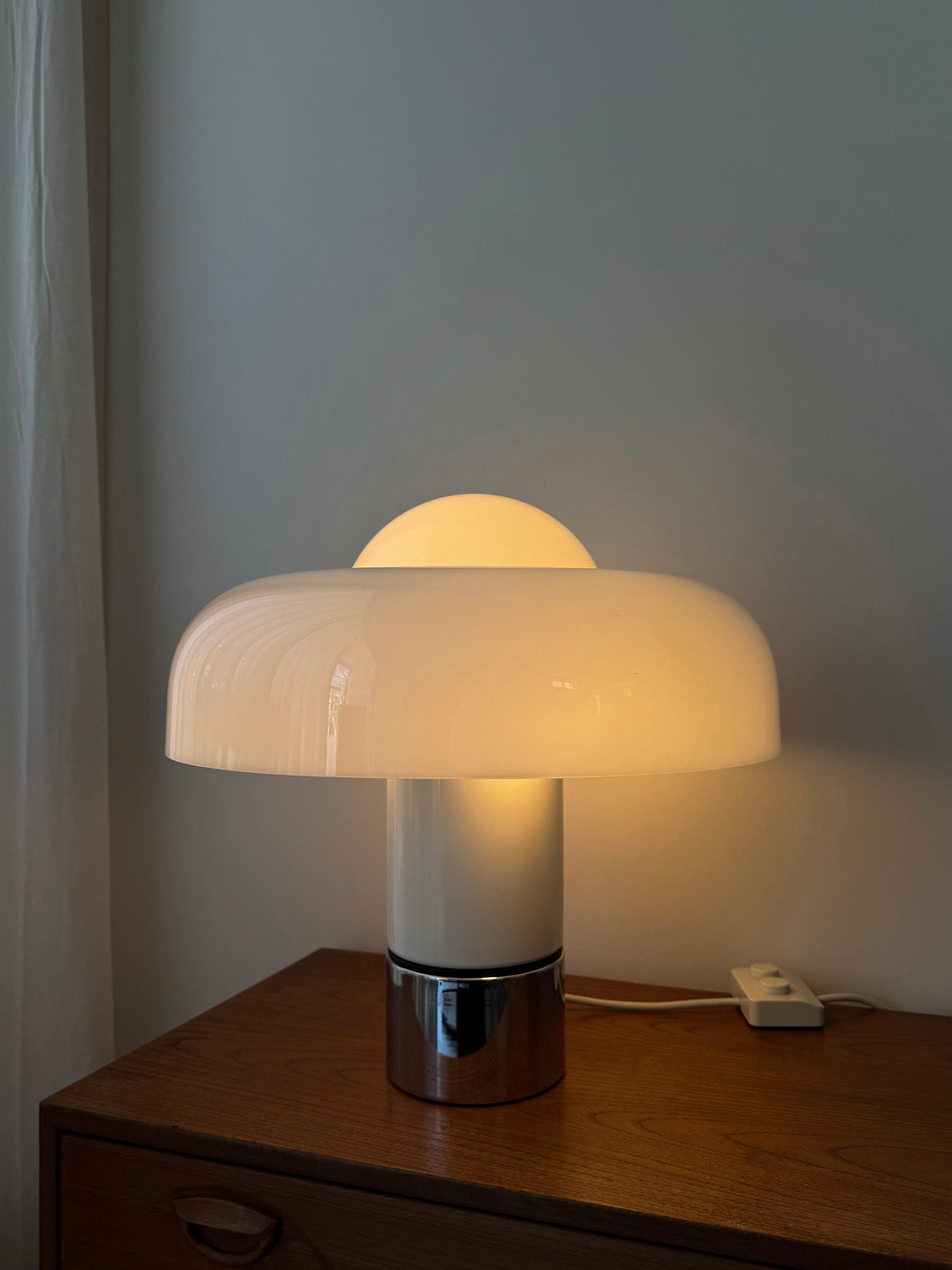 Brumbury table lamp by Harvey Guzzini and Luigi Massoni for Guzzini