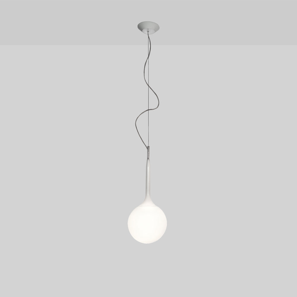 Lampe à suspension Castore de Michele De Lucchi et Huub Ubbens