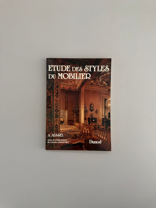 Étude des Styles du Mobilier